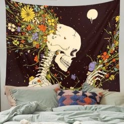 Tenture Murale Squelette Tête de Mort en Fleurs au Clair de Lune Gothique