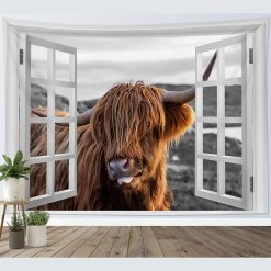 Tenture Murale Animaux - Vache Highland à la Fenêtre