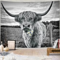 Tenture Murale Animaux - Vache Highland aux Marguerites