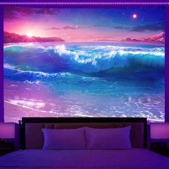 Tenture Murale Lumière Noire - Vagues Célestes sur Rivage Violet