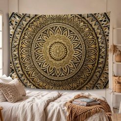 Tenture Murale Mandala Couronne Dorée Sacrée