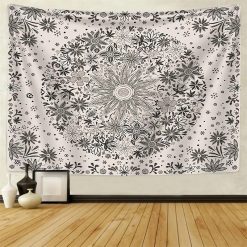 Tenture Murale Mandala “Floraison Noire Éthérée”
