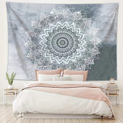 Magnifique Tenture Murale Mandala Brume Céleste
