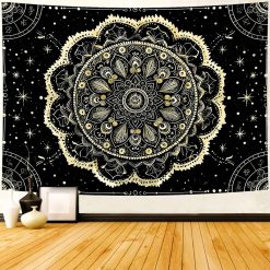 Tenture Murale Mandala "Cosmos Doré et Nuit Astrale"