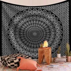 Tenture Murale Mandala "Hypnose Noire et Blanche"