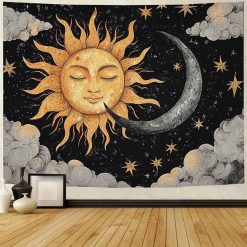 Tenture Murale Hippie Soleil Serein et Croissant de Lune Mystique