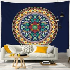 Tenture Murale Mandala Blason Royal et Volutes Baroques