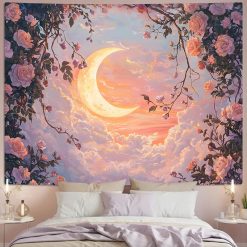 Tenture Murale Bohème "Croissant de Lune aux Roses Célestes"