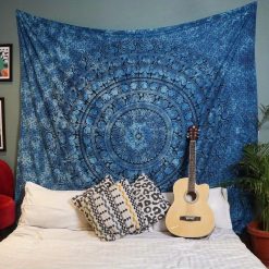 Tenture Murale Mandala "Cercle Indigo Sacré"
