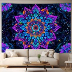 Tenture Murale Mandala "Floraison Cosmique"