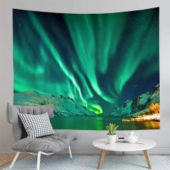Tenture Murale Nature Aurore Boréale Rayonnante sur Fjord et Sommets Enneigés