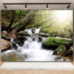 Tenture Murale Paysage "Cascade Éveillée sous la Lumière Sylvestre"