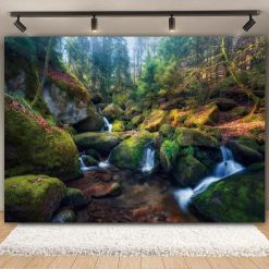 Tenture Murale Paysage "Cascades Secrètes de la Forêt Moussue"