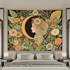 Tenture Murale Hippie Déesse Lunaire au Jardin Fleuri