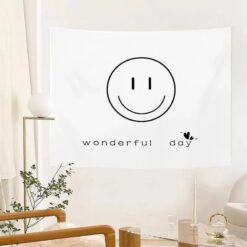 Tenture Murale Art Minimaliste Wonderful Day Smiley et Message Positif